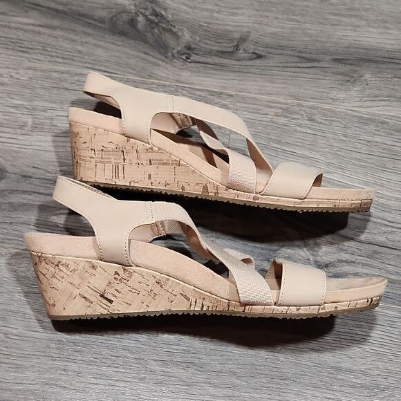 NWOT Lifestride Soft System Flex Stretch Bone Mexico Wedge Sandals - Picture 9 of 9